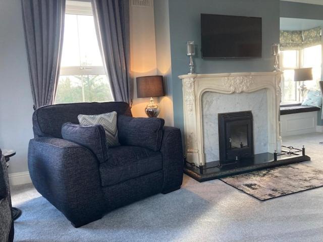 Tailors Lodge, Continental Breakfast Castleisland Bagian luar foto